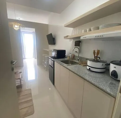 1br Unit In South Pinas With Wifi & Netflix Apartamento *