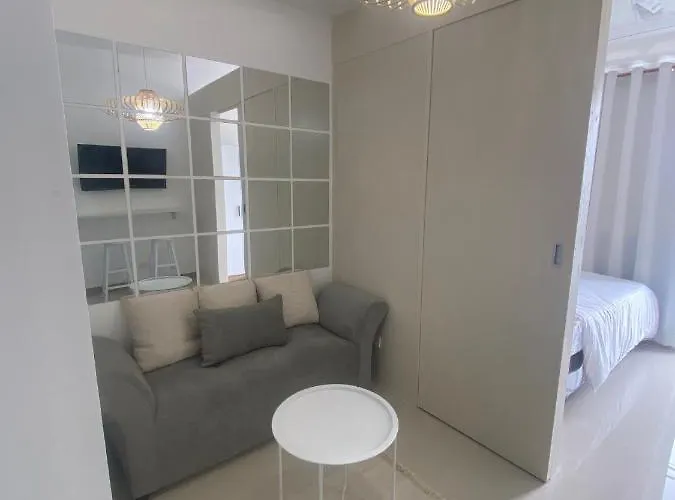 1br Unit In South Pinas With Wifi & Netflix Apartamento *
